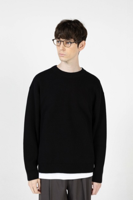 Black oversize crop knit [HK60]