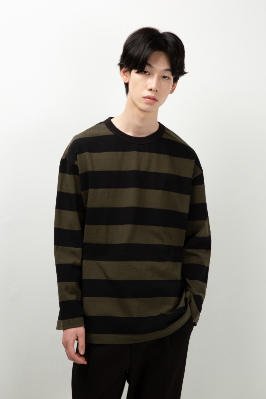 Black bold stripe sweatshirt [HT51]